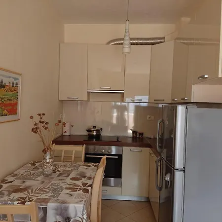 Διαμέρισμα Art *